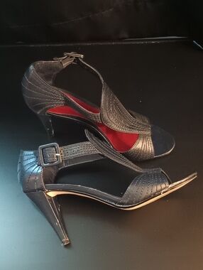 Ann Marino Black Strappy Open-Toe Heels with Red Insole Woman's Size 7m Sexy